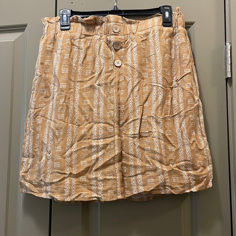 NWT FRANCESCA’S boho chic tribal print skirt